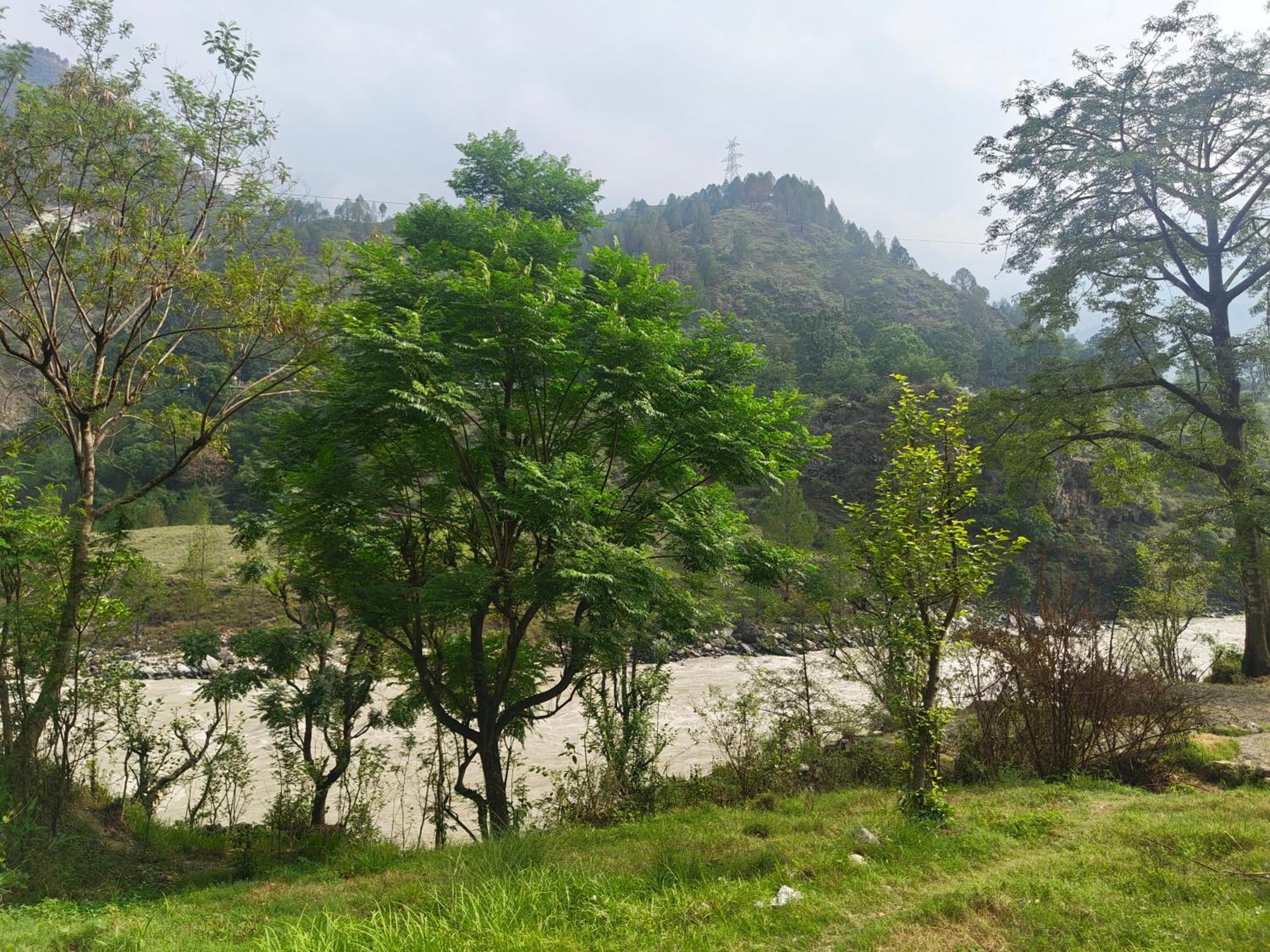 Hotel Abhishek Chamoli Exterior photo